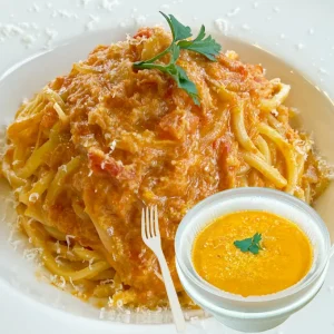 【パスタ】蟹（カニ）のトマトクリーム